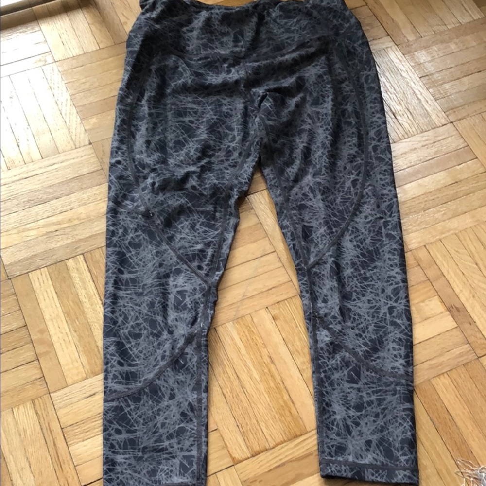 Gray print legging